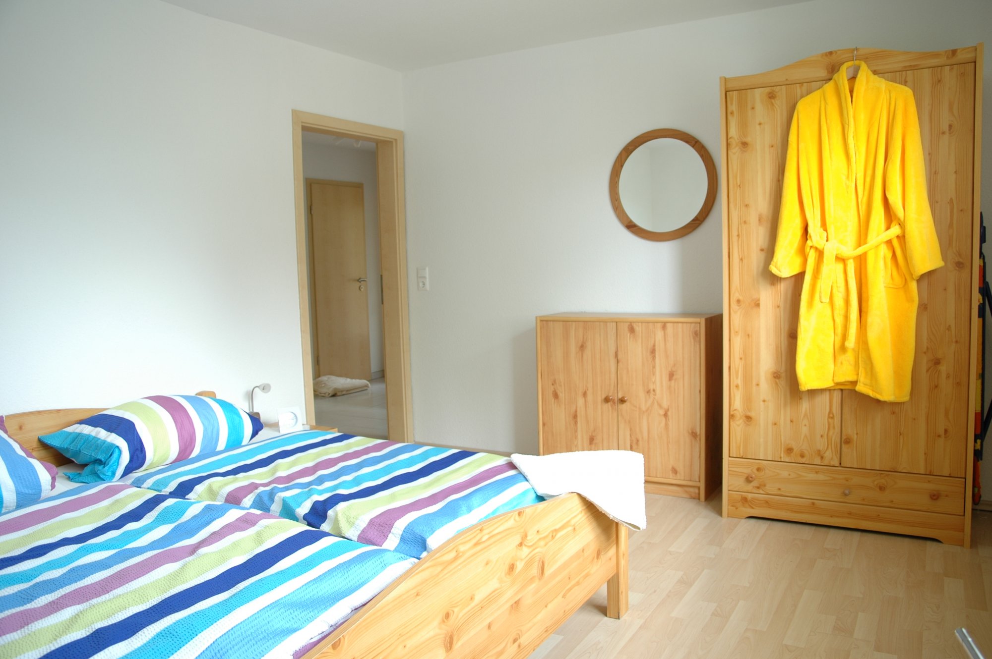 Schlafzimmer 01